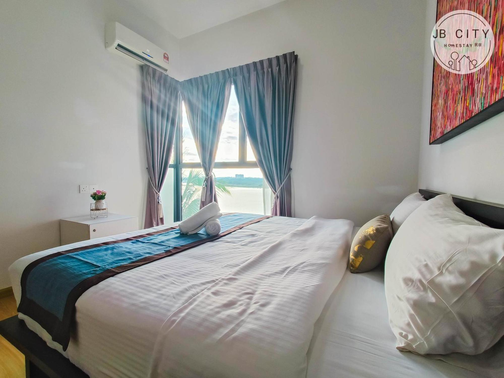 Apartment Danga Bay Country Garden By Rr Jbcity